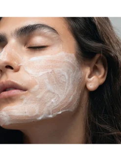 PHA & Saponaria Purifying Foaming Facial Cleanser