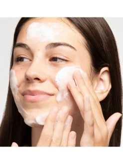 Reviving Rose Infusion Cream Cleanser