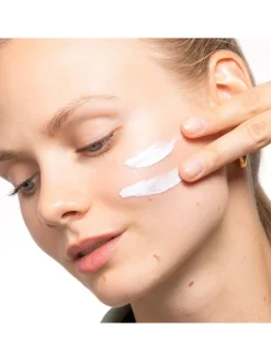 Skin Fit Mineral Sun Cream (SPF50 PA++++)